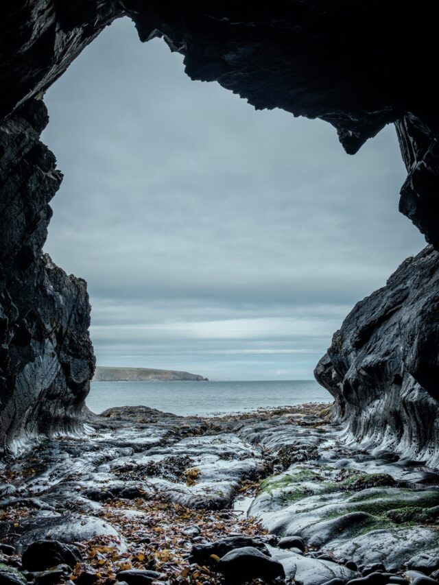 Unveiling America’s Top 10 Spectacular Caves